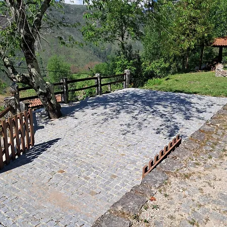 Casa Cerejeiras * Geres